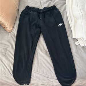 Nike women’s Black Sweatpants